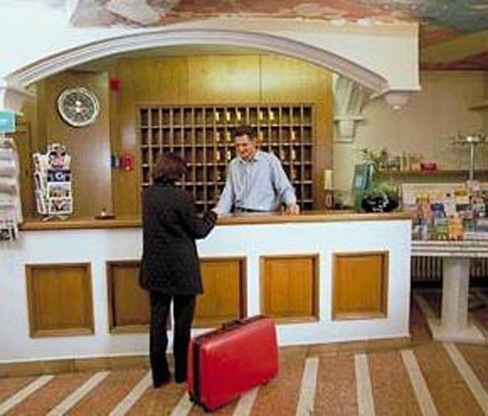 Hotel Du Train Munchen Bagian luar foto