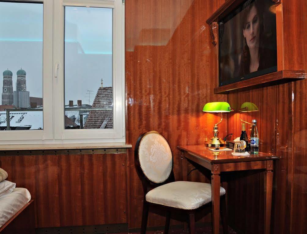 Hotel Du Train Munchen Bagian luar foto