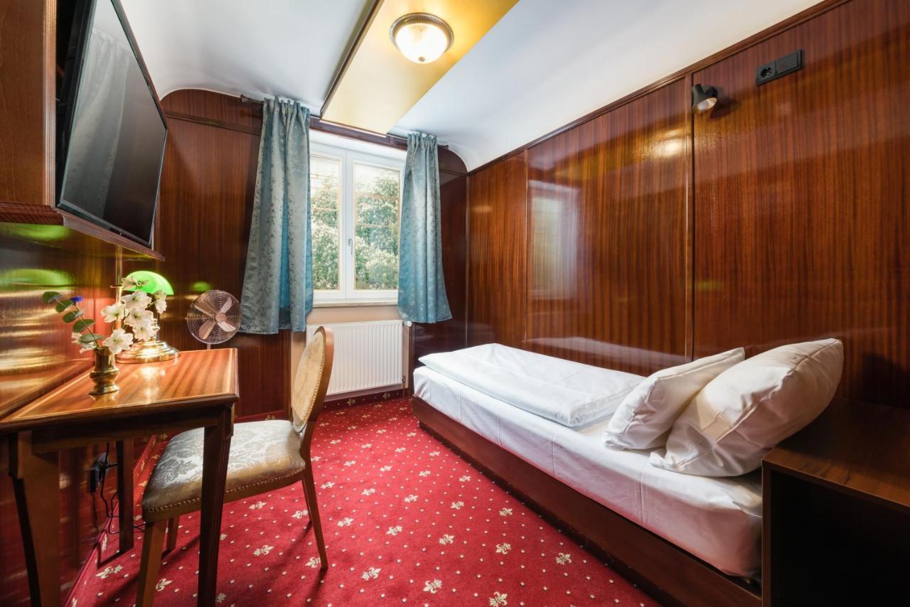 Hotel Du Train Munchen Bagian luar foto
